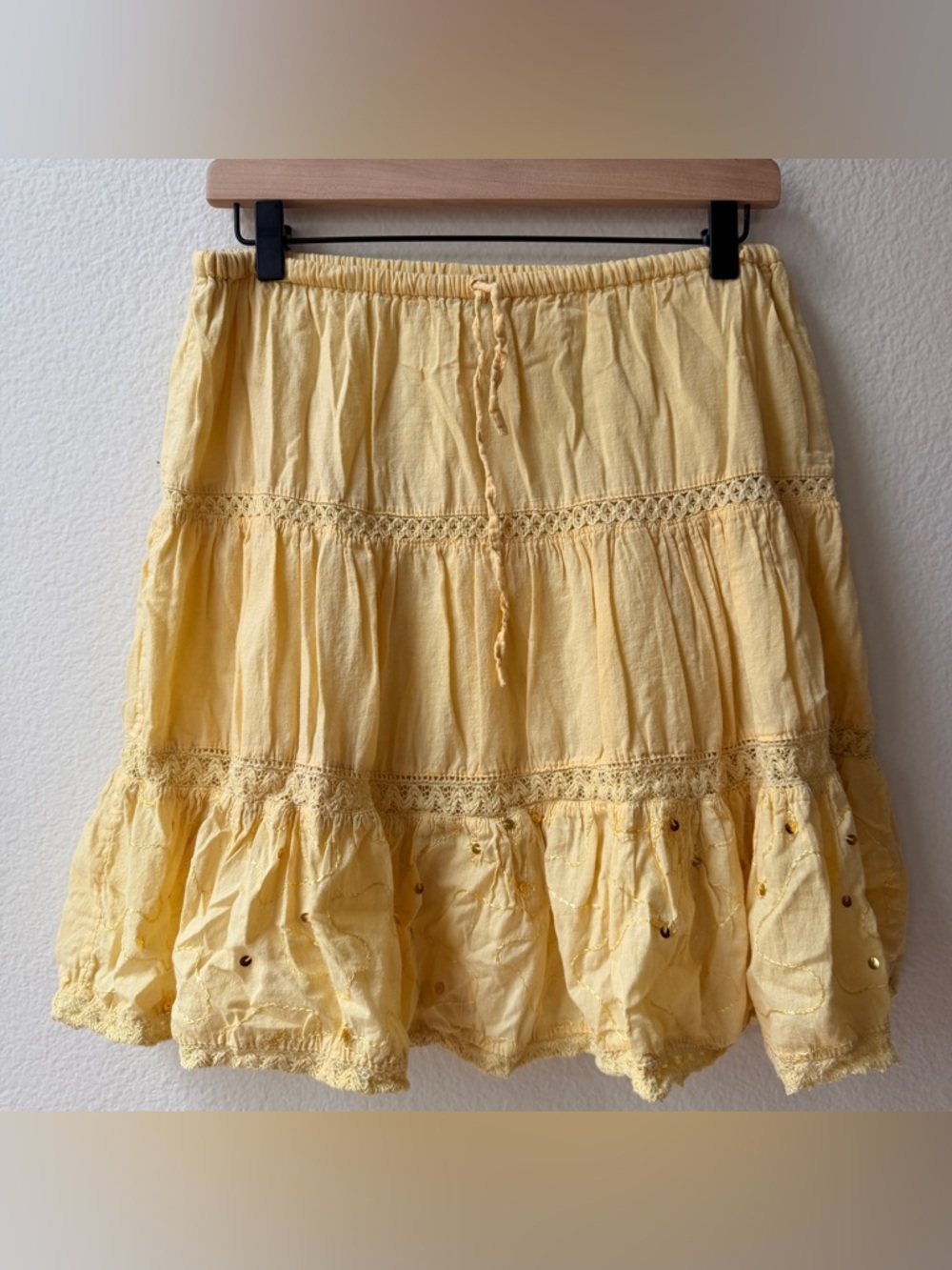 KOOL Yellow Cotton Boho Cottagecore Tiered Mini Skirt Lace Sequin Embroidered M